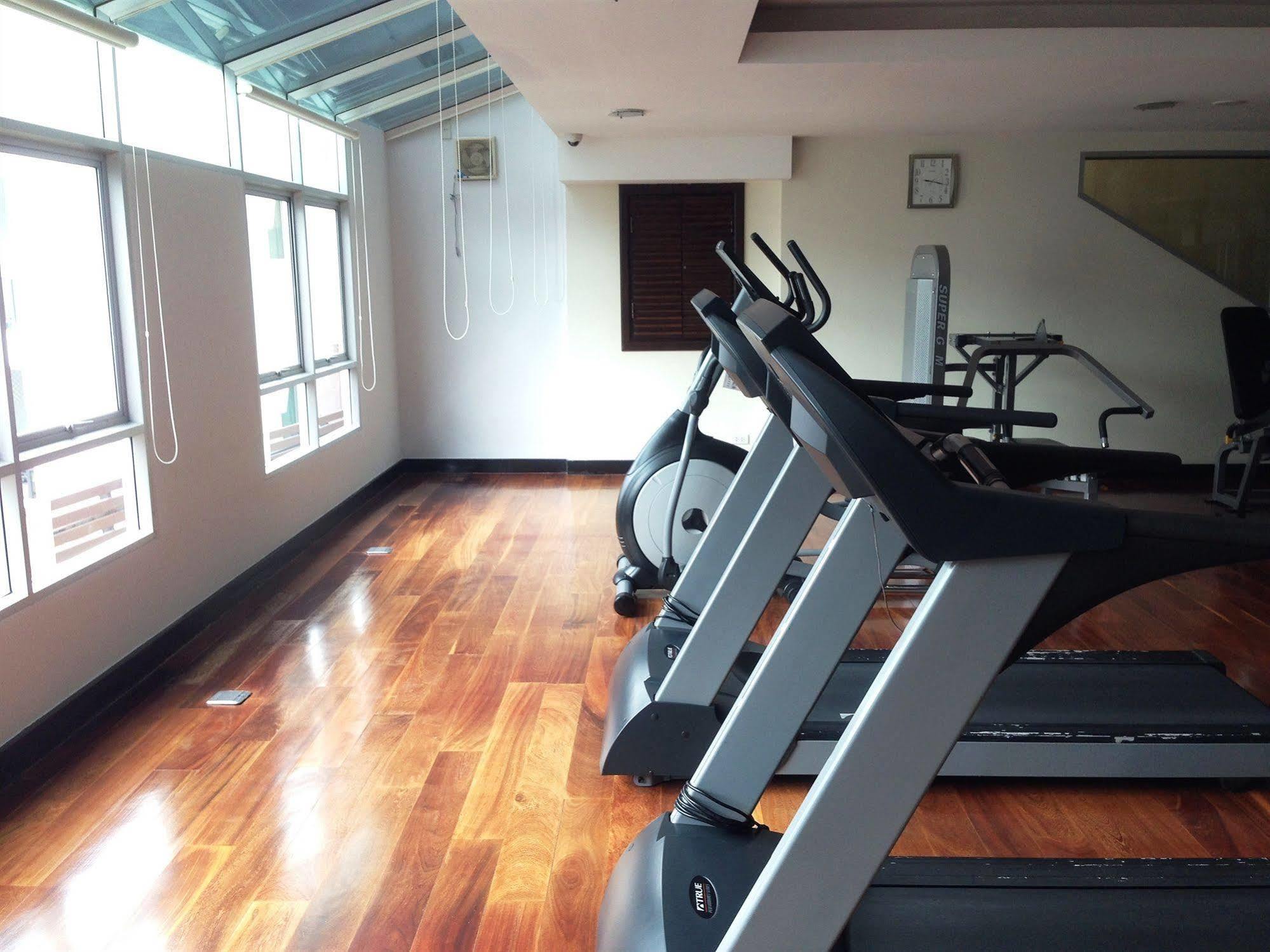 August Hotel 3*